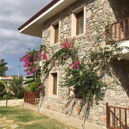 Hotel de apartamente Cumen Apart *